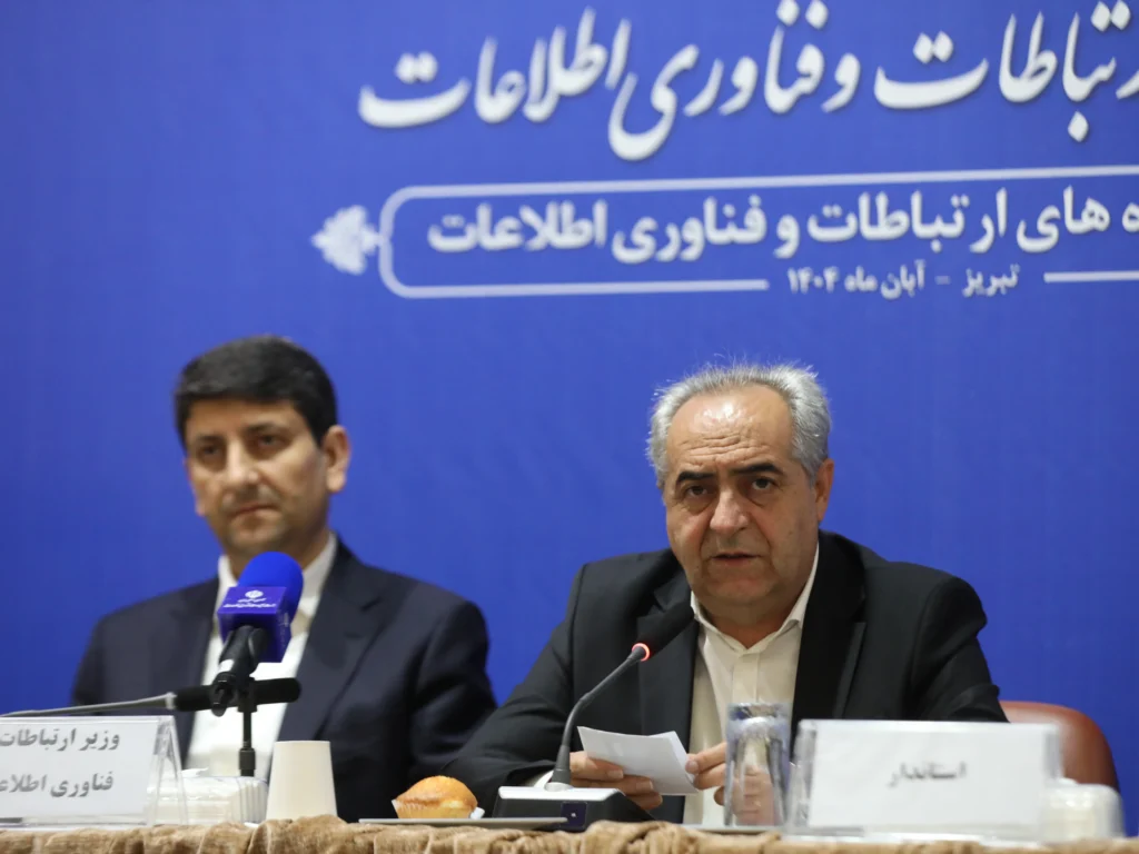 سایت ۵G ایرانسل در تبریز با سرعت ۳.۷۴۹ مگابیت بر ثانیه افتتاح شد سایت ۵G ایرانسل در تبریز با سرعت ۳.۷۴۹ مگابیت بر ثانیه افتتاح شد