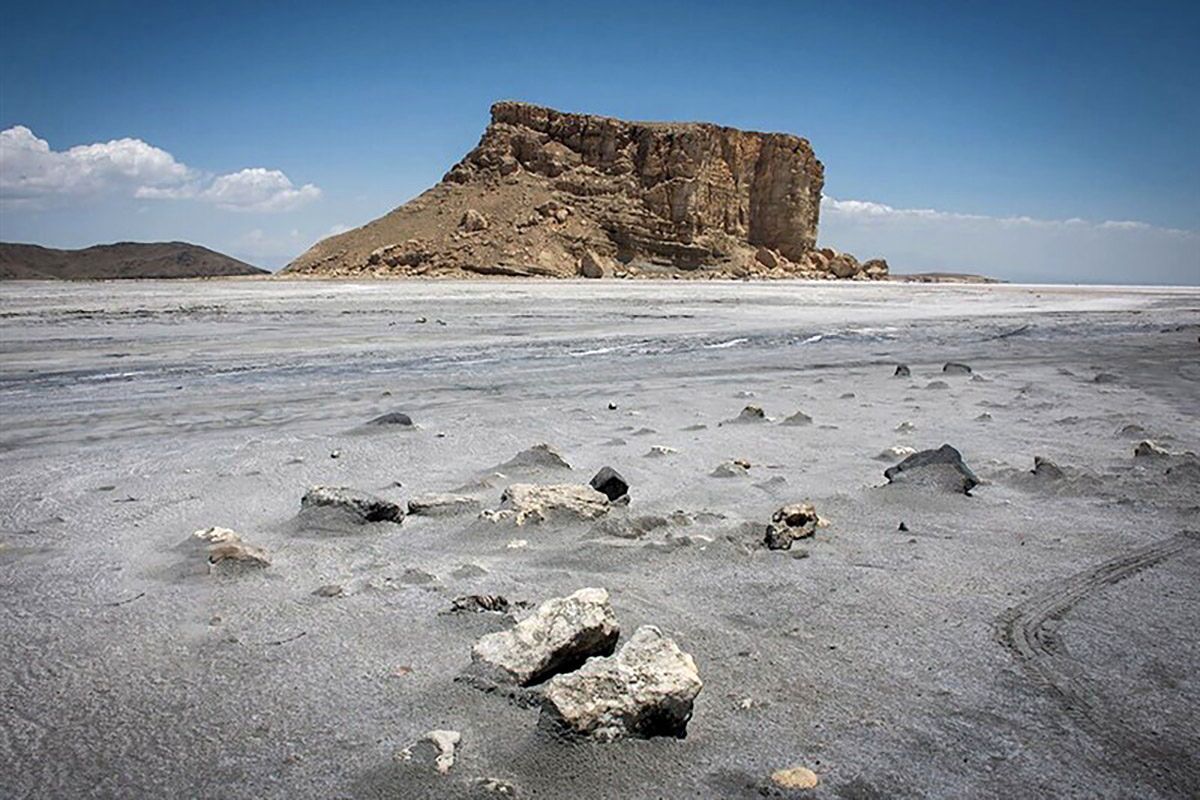 کدام دولت مقصر خشک شدن دریاچه ارومیه است؟ / ناگفته‌های معصومه ابتکار از یک فاجعه