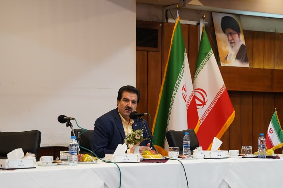 پشتیبانی بانک رفاه کارگران از واحدهای تولیدی استان هرمزگان از طریق ابزارهای نوین تامین مالی پشتیبانی بانک رفاه کارگران از واحدهای تولیدی استان هرمزگان از طریق ابزارهای نوین تامین مالی