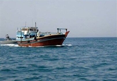 شناور ۳۰۰ میلیاردی ایران توقیف شد