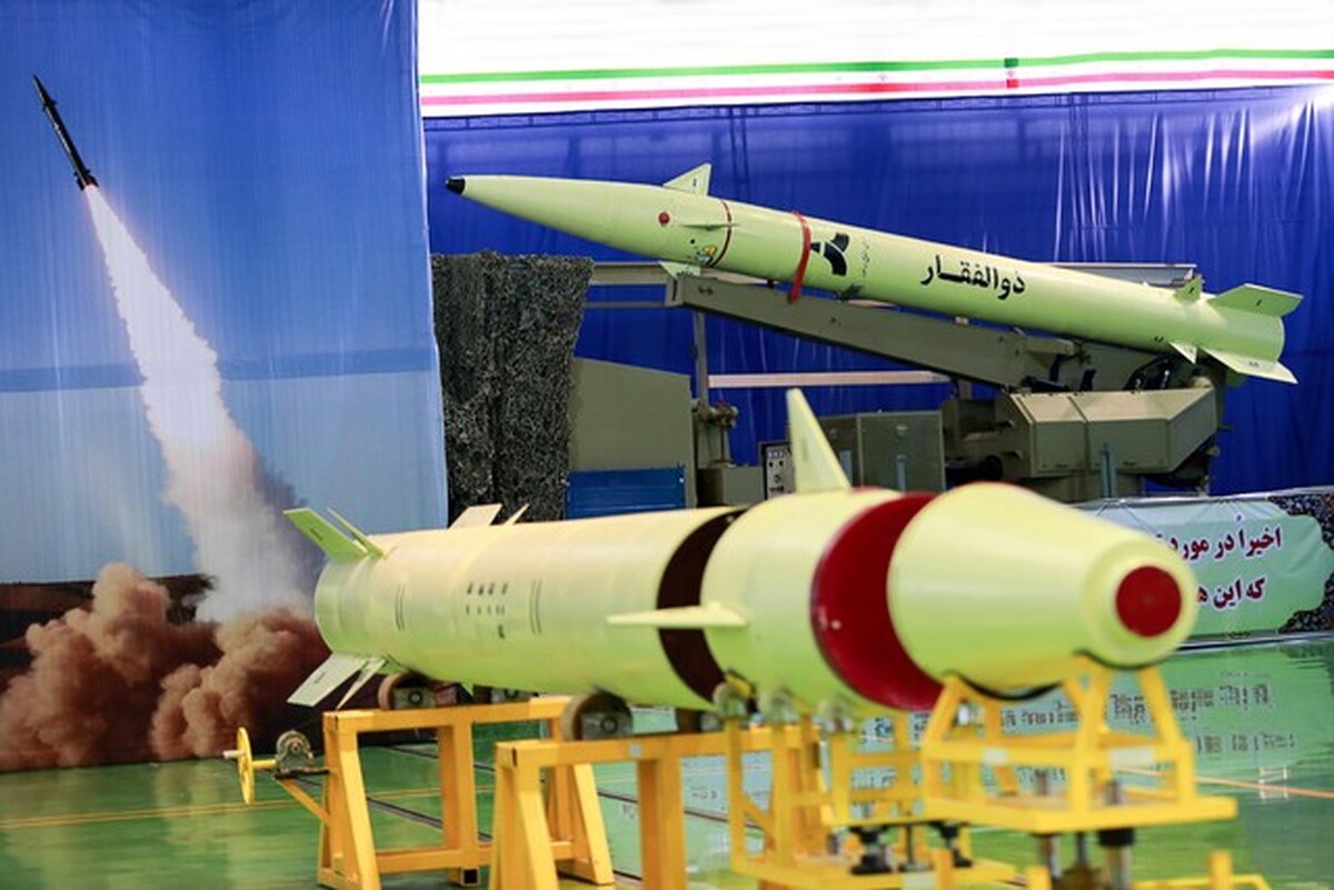 ۱۳ آبان، سالگرد تسخیر لانه جاسوسی/ خودنمایی موشک و سانتریفیوژ در خیابان+ عکس