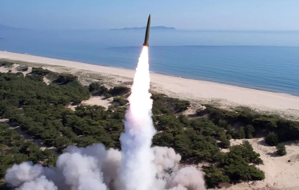 موشک بالستیک چیست؟ / تفاوت موشک کروز و بالستیک