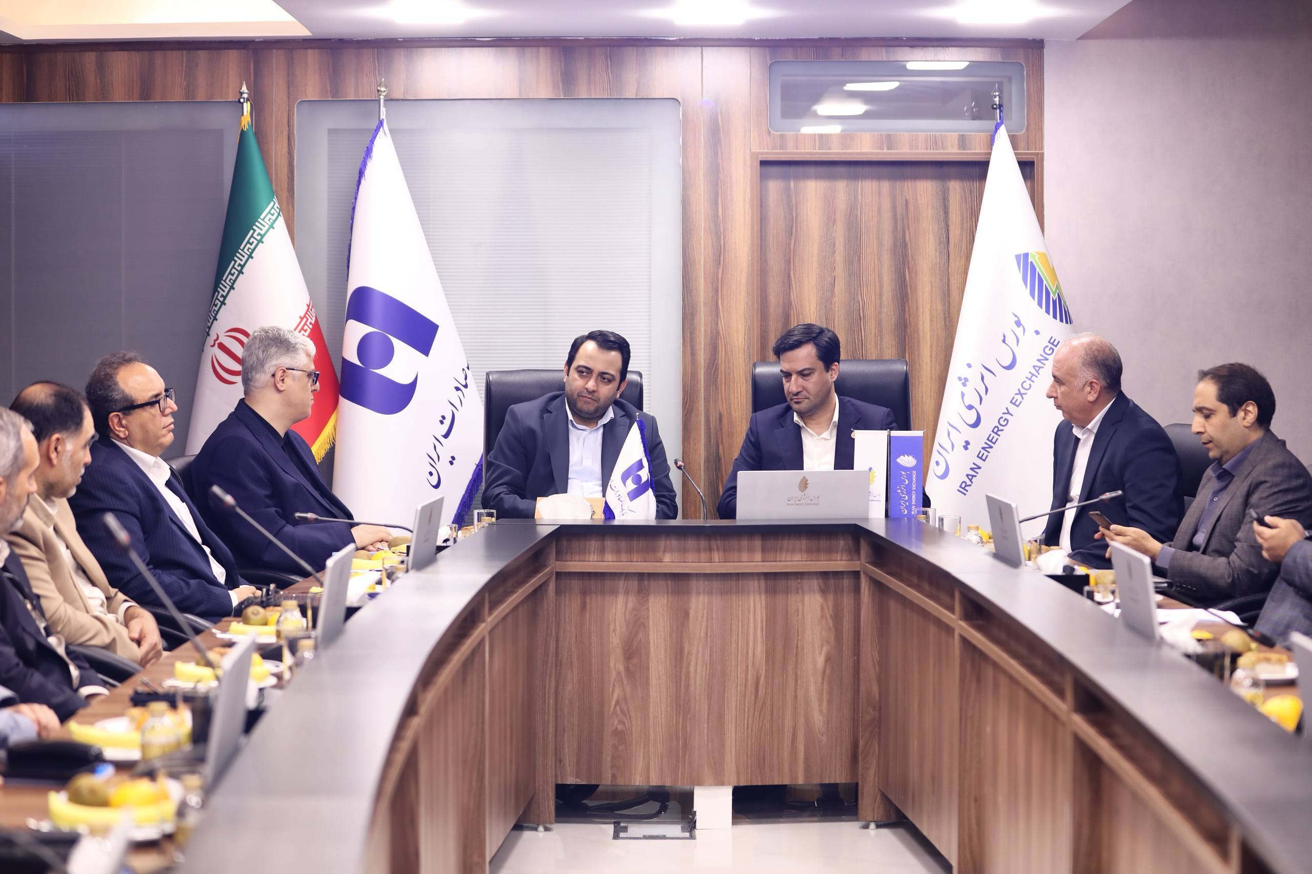 تسویه معاملات بورس انرژی از مسیر بانک صادرات ایران کلید خورد تسویه معاملات بورس انرژی از مسیر بانک صادرات ایران کلید خورد