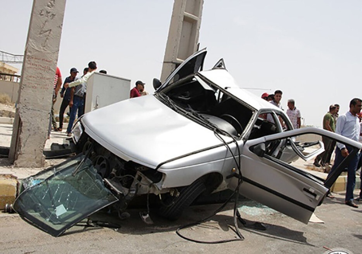 نصف شدن پژو پارس از وسط در تصادف هولناک جاده ماهشهر+ فیلم