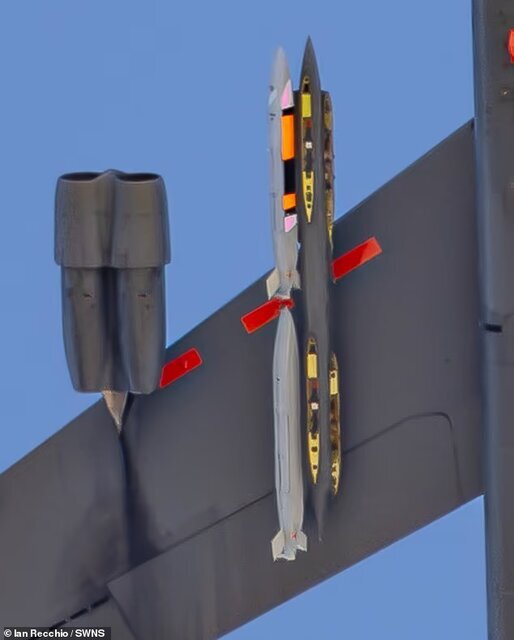 رونمایی آمریکا از موشک هستهای مرگباراش رونمایی آمریکا از موشک هستهای مرگباراش