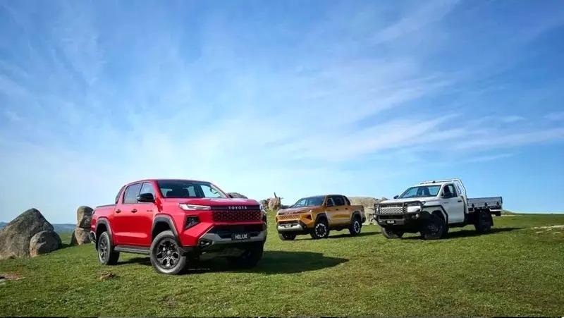 معرفی تویوتا هایلوکس ۲۰۲۶ با گزینههای دیزلی و برقی معرفی تویوتا هایلوکس ۲۰۲۶ با گزینههای دیزلی و برقی