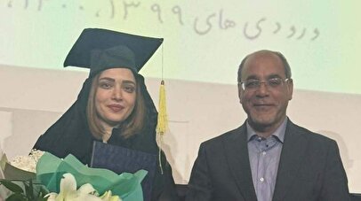 واکنش دانشگاه آزاد به جلسه دفاعیه یک بازیگر در دانشگاه+ عکس