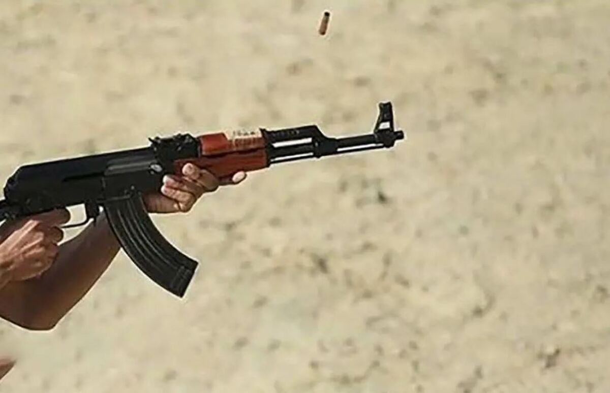 افزایش قربانیان حمله تروریستی جاده خاش - زاهدان / یک بسیجی دیگر به شهدا اضافه شد