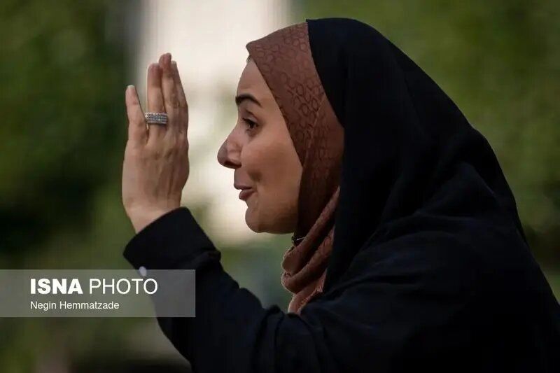 حلقه ازدواج فرزانه صادق سوژه شد + عکس حلقه ازدواج فرزانه صادق سوژه شد + عکس