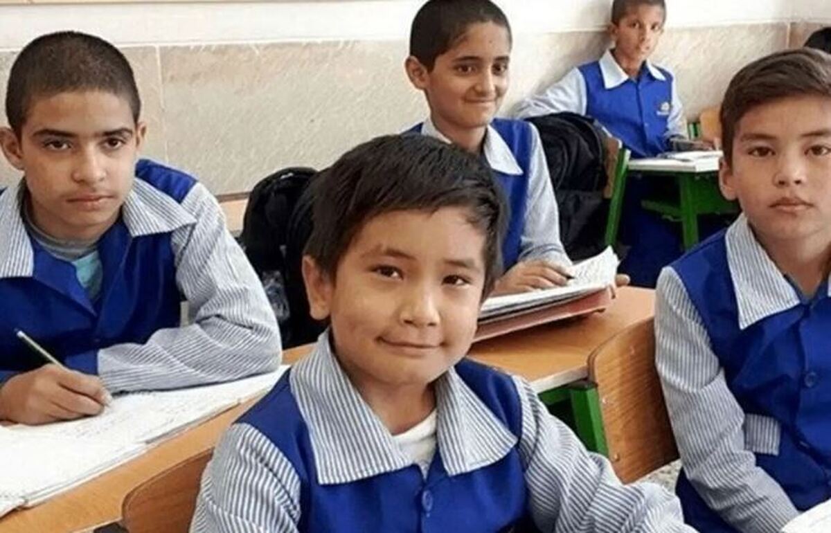 چند هزار دانش‌آموز افغانستانی در مدارس تهران درس می‌خواندند؟/  ۳ هزار کلاس درس خالی شد