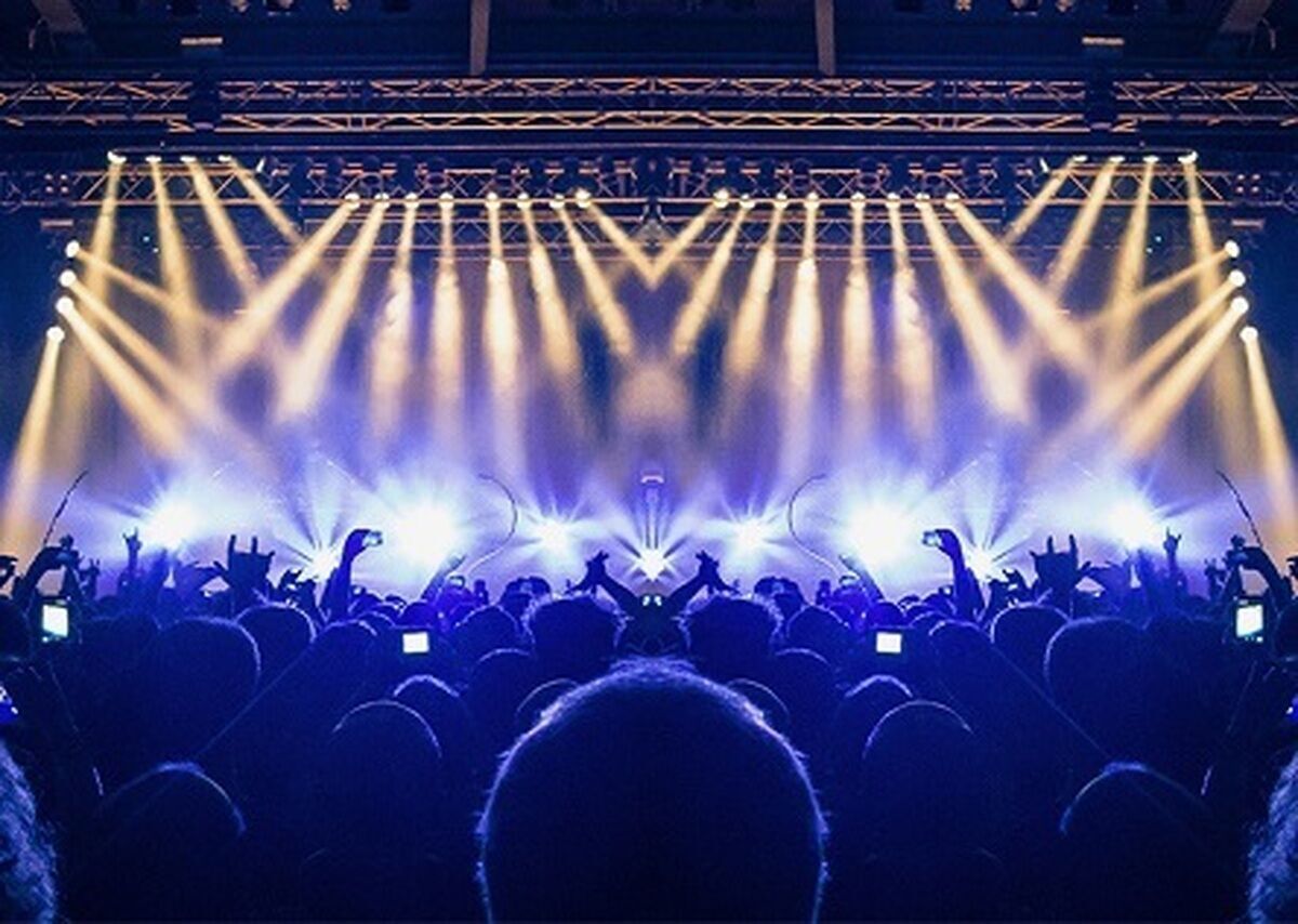 درخواست ۵ خواننده مشهور ایرانی در لس‌آنجلس / بگذارید به ایران برگردیم