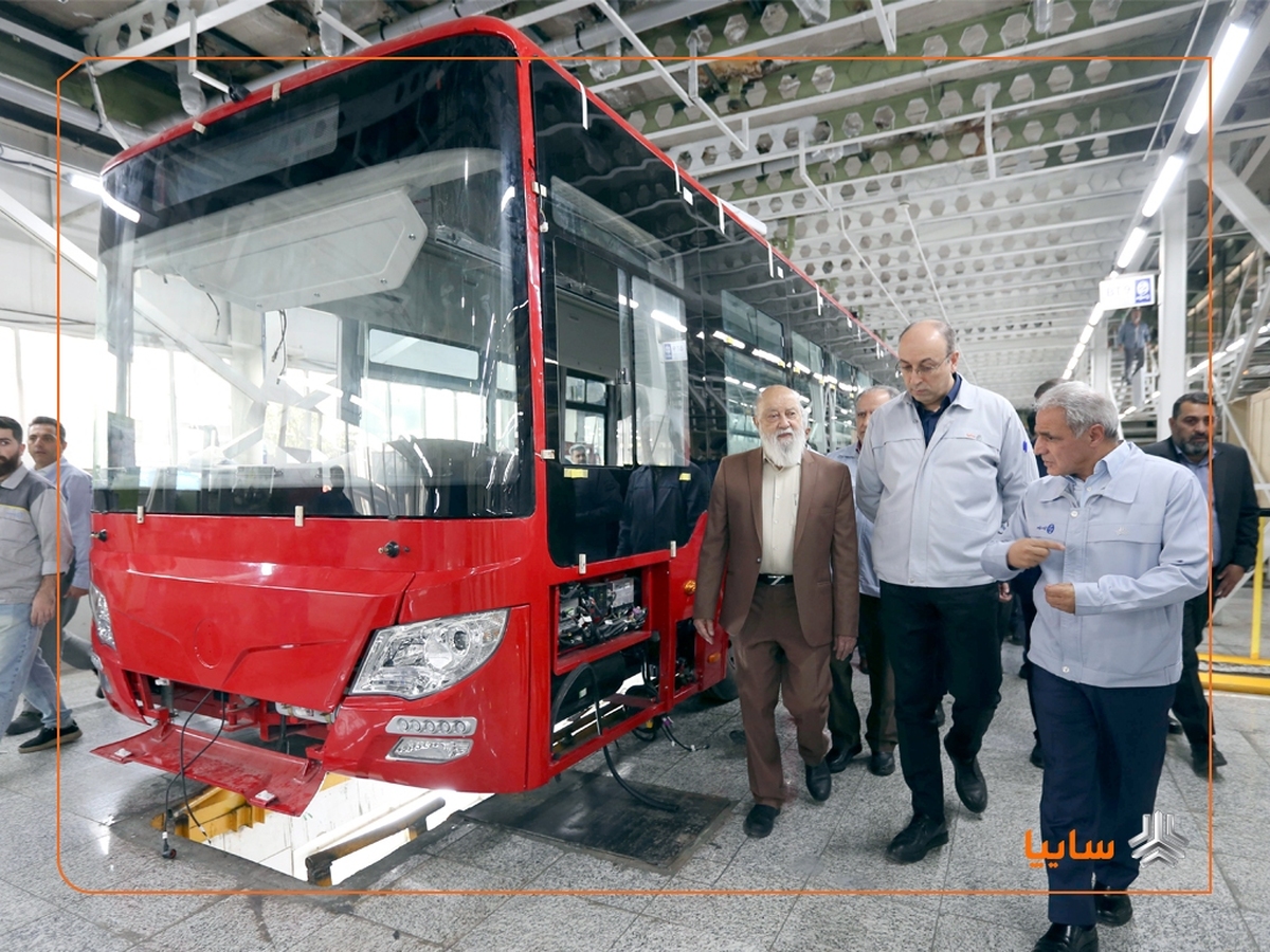 نوسازی ناوگان حمل‌ونقل عمومی با تکیه بر تولید داخلی سرعت می‌گیرد/ سایپا آماده تولید خودرو‌های هیبریدی و برقی است