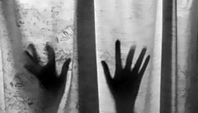 قتل فجیع دختر ۱۶ ساله به دست شوهرش در عجب‌شیر / قاتل سنگ‌دل با ضربات چماق دختر جوان را کشت