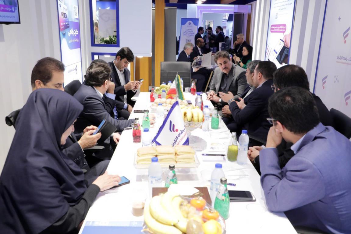 معرفی ابزار‌های و محصولات نوین تامین مالی بانک رفاه کارگران در KishInvex ۲۰۲۵