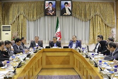 معاون پزشکیان: تهران دیگر ظریفیت ندارد