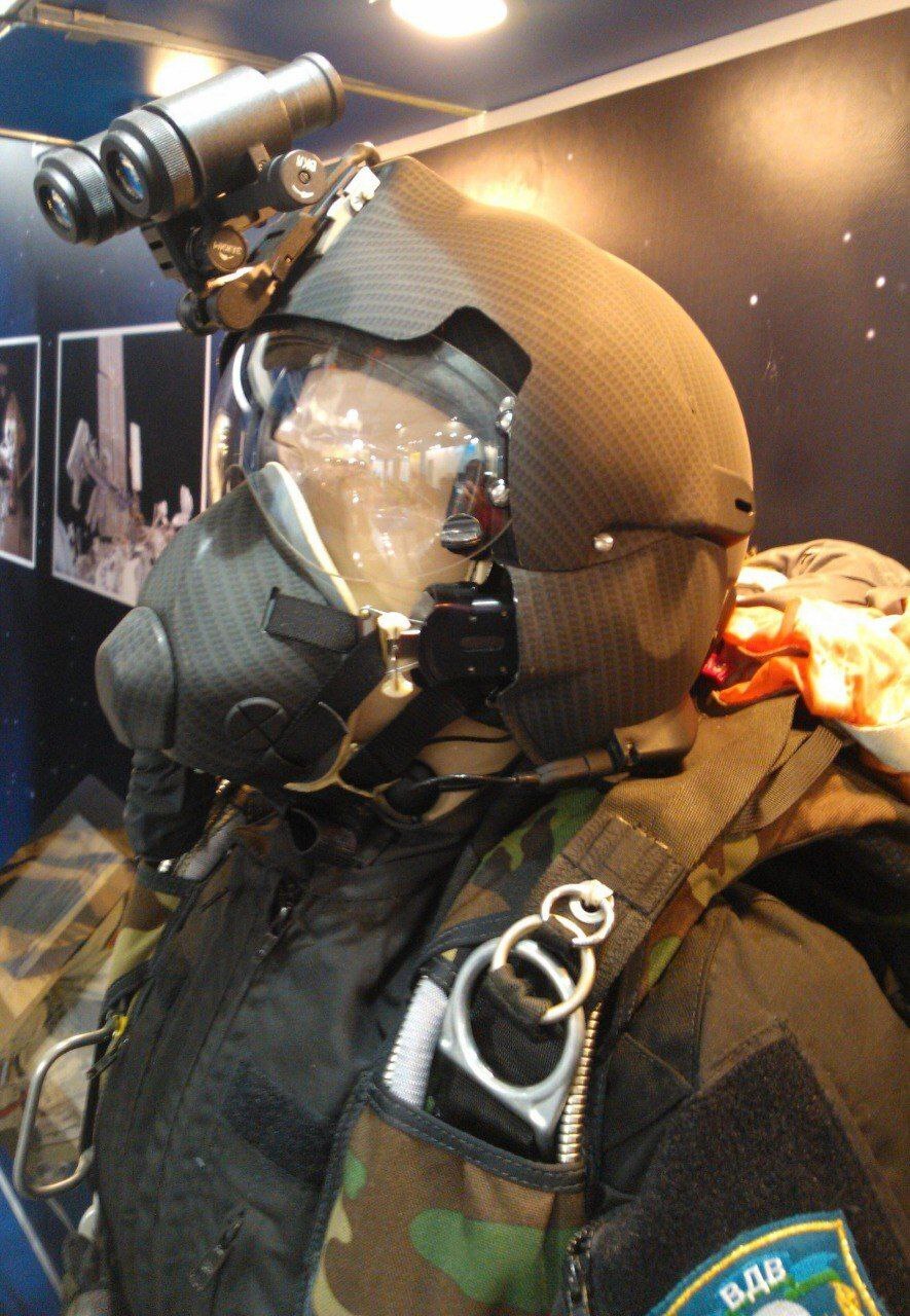 خلبان ارتش ایران با نماد سوخو-۳۵ + عکس خلبان ارتش ایران با نماد سوخو-۳۵ + عکس