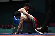 شکست امیر عبدی در فینال و کسب مدال نقره/ دلداری حسن رنگرز به عبدی پس از شکست مقابل محموداف + فیلم