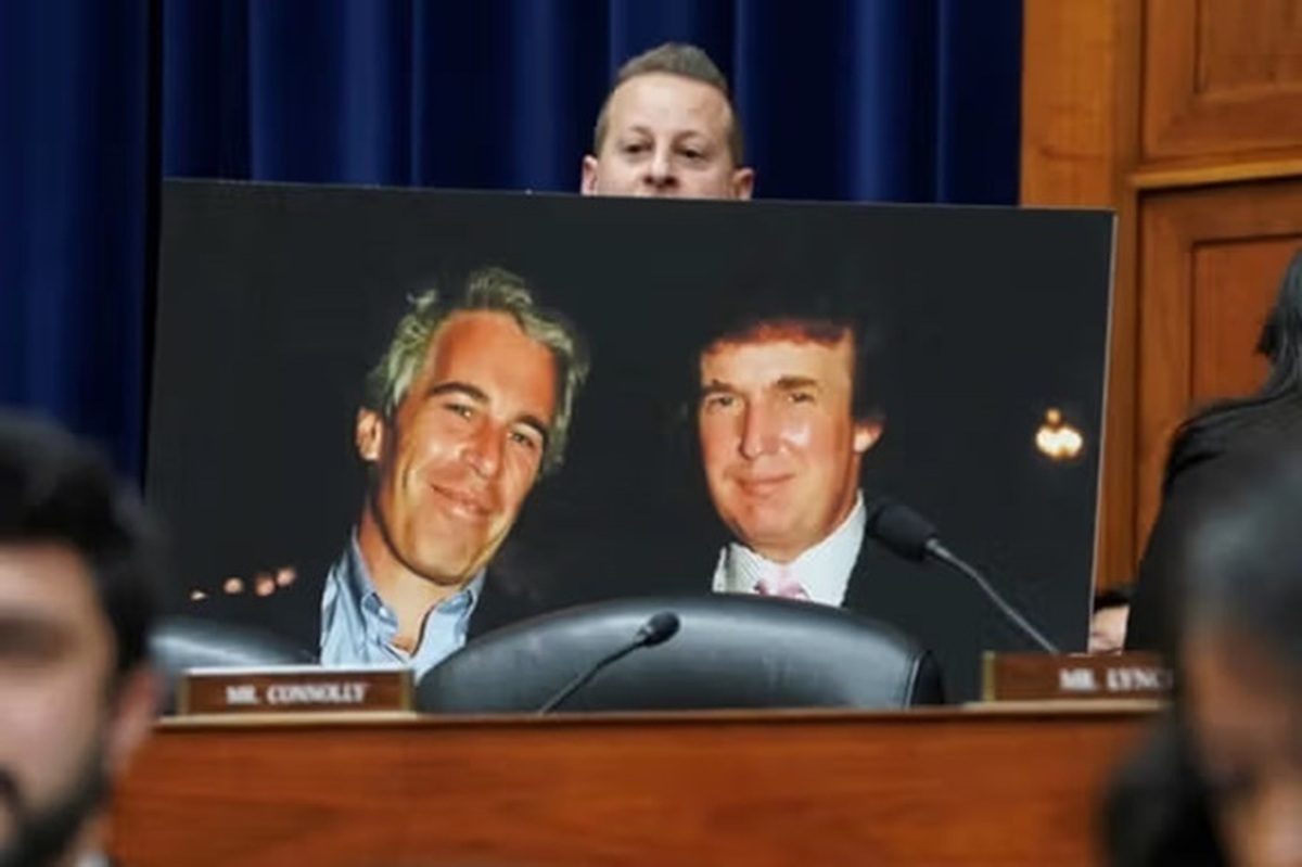 مصوبه جنجالی مجلس نمایندگان آمریکا درمورد پرونده‌های فساد جنسی اپستین