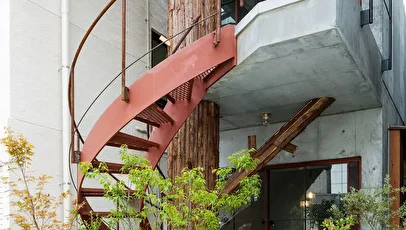 معماری دیدنی و شگفت انگیز یک خانه ژاپنی در زمین ۳۹متری+ عکس