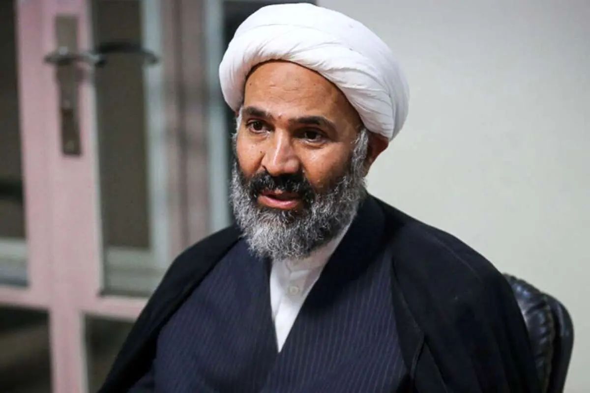 نماینده مجلس: از صادرات ۶ میلیارد دلار فرآورده‌های نفتی رسیدیم به همین مقدار واردات بنزین