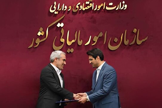 مهر تأیید وزیر اقتصاد بر برنامه‌های تحولی سبحانیان؛ پایان شایعات تغییر!