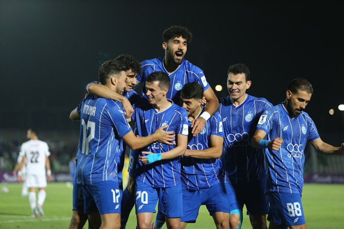 رقیب استقلال از دقیقه ۲۳ ده نفره شد+ فیلم