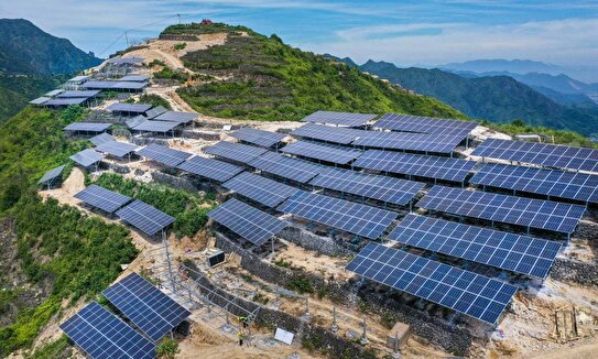 افزایش همزمان ظرفیت انرژی خورشیدی و بادی در چین با وجود رکود جهانی