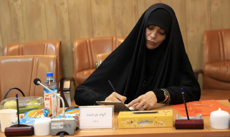 عکس جنجالی از الهام چرخنده در ستاد امر به معروف