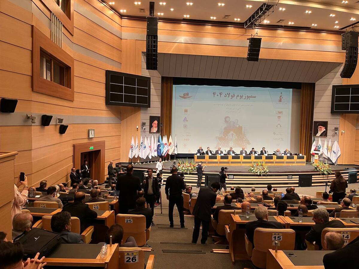 توافق با وزیر صمت برای روانسازی بازگشت ارز و تقویت صادرکنندگان زنجیره فولاد توافق با وزیر صمت برای روانسازی بازگشت ارز و تقویت صادرکنندگان زنجیره فولاد