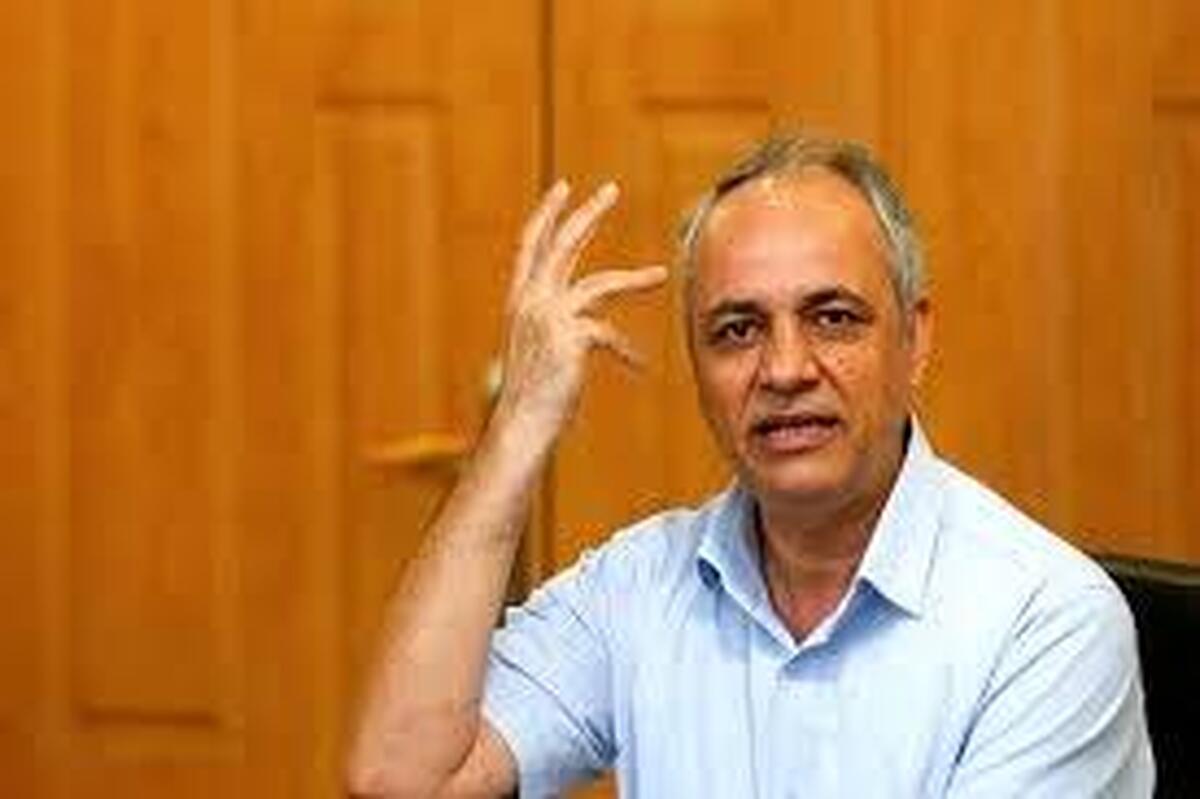 اعتراض زیدآبادی به کسانی که میخواهند با «هممیهن» مانند «شارلی ابدو» رفتار کنند /  پشت این افراد به چه کسی گرم است که تهدید به ترور میکنند؟ اعتراض زیدآبادی به کسانی که میخواهند با «هممیهن» مانند «شارلی ابدو» رفتار کنند /  پشت این افراد به چه کسی گرم است که تهدید به ترور میکنند؟