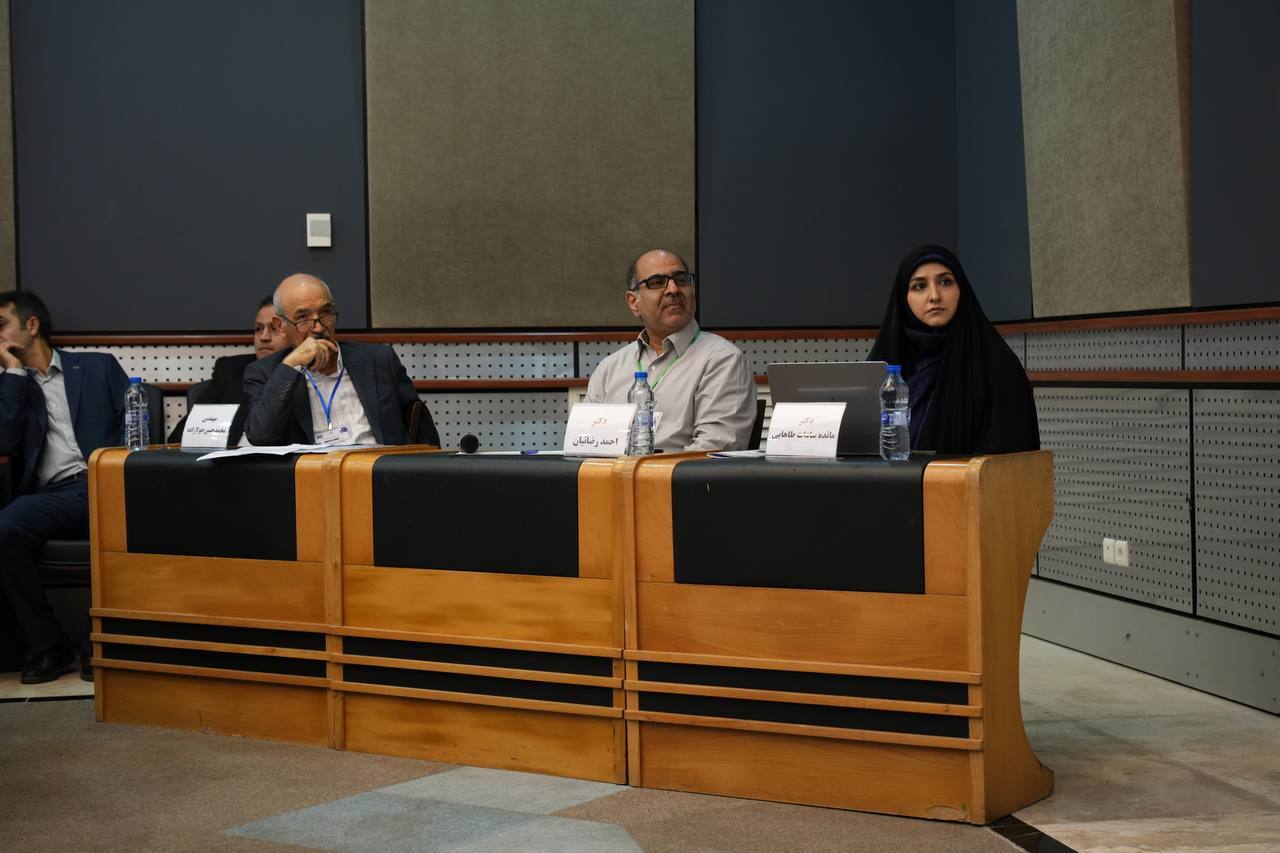 پنل سالن خوارزمی: نوآوری در ریختهگری مداوم برای کاهش ضایعات پنل سالن خوارزمی: نوآوری در ریختهگری مداوم برای کاهش ضایعات