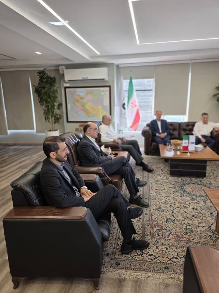 گردهمایی مدیران عامل ادوار فولاد مبارکه؛ همافزایی تجربه و استراتژی برای تداوم رشد اقتصادی گروه گردهمایی مدیران عامل ادوار فولاد مبارکه؛ همافزایی تجربه و استراتژی برای تداوم رشد اقتصادی گروه