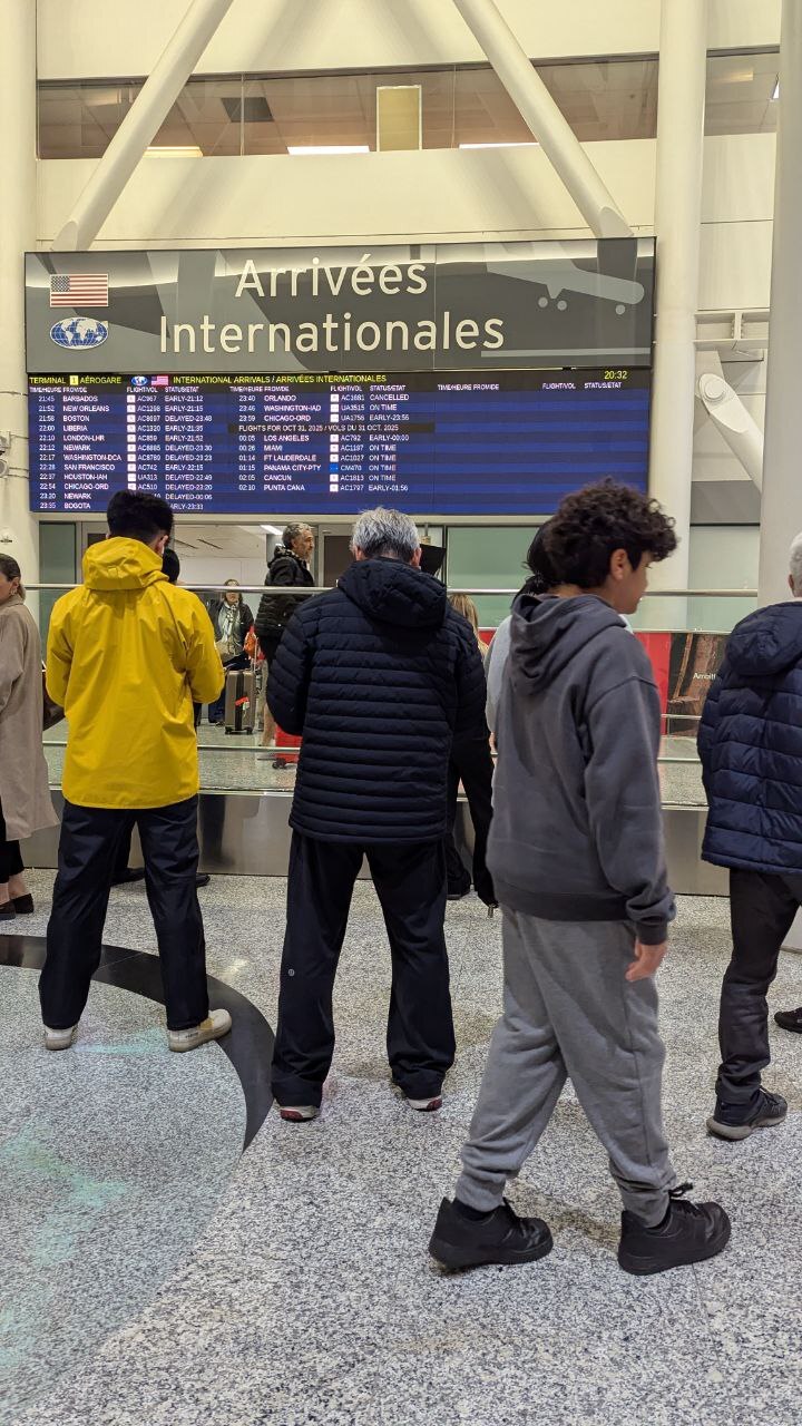 پژمان جمشیدی راهی کانادا شد / تصویر جنجالی از پژمان جمشیدی پس از ورود به کانادا +عکس پژمان جمشیدی راهی کانادا شد / تصویر جنجالی از پژمان جمشیدی پس از ورود به کانادا +عکس