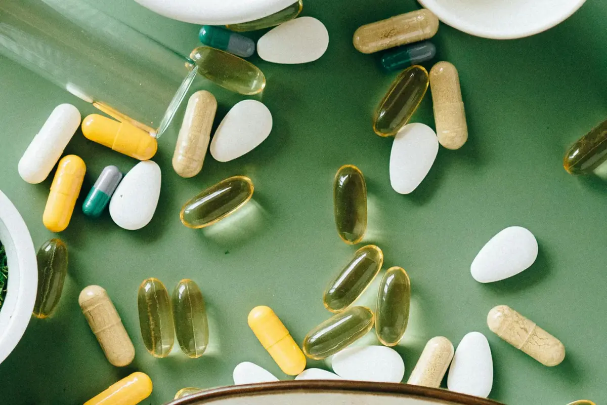 ویتامین C یا زینک؛ کدام برای تقویت سیستم ایمنی مؤثرتر است؟