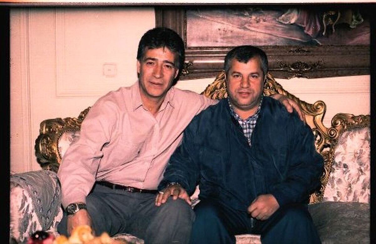 عکس‌های زیر خاکی از علی پروین و ناصر حجازی در آزمایشگاه!