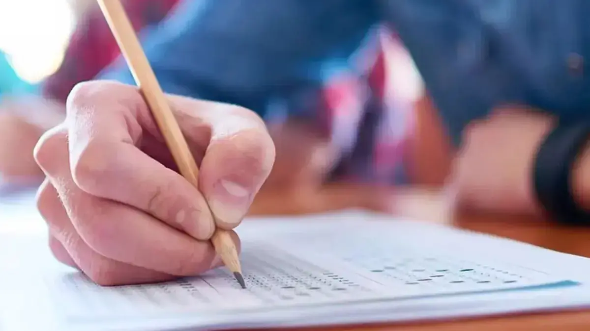 برگزاری آزمون آیلتس در ایران متوقف شد