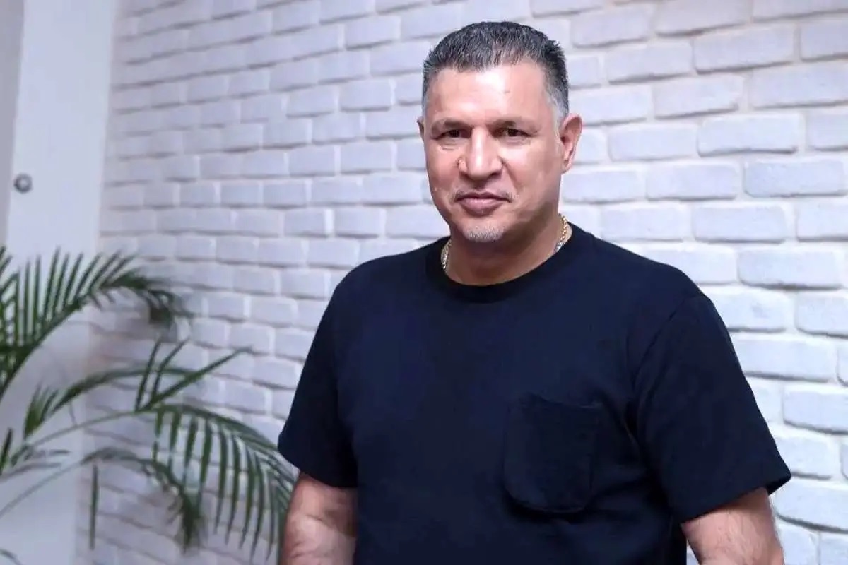 علی دایی: در این کشور دکل نفتی گم می‌شود، گم شدن مصاحبه من که چیزی نیست + فیلم