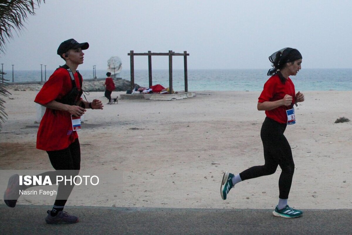 تصاویر جنجالی ماراتن کیش/ بازداشت برگزارکنندگان بخاطر پوشش زنان شرکت‌کننده+ فیلم