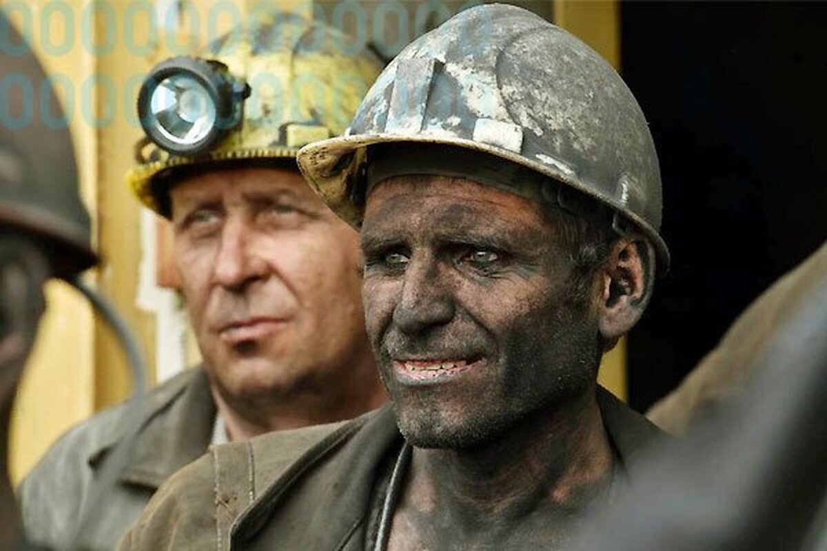 عیدی بازنشستگان به اندازه عیدی کارگران محاسبه شود