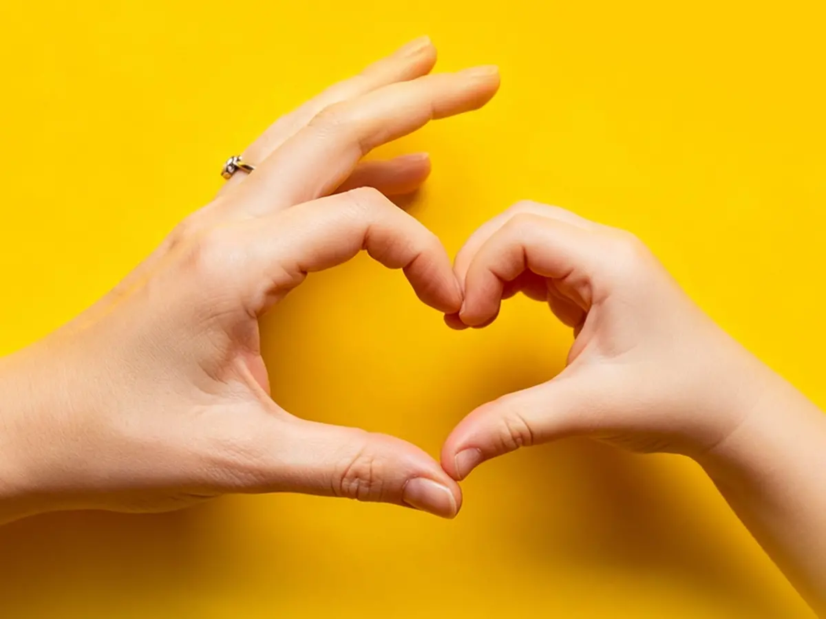 بسته اینترنت تخفیفی و مکالمه رایگان ایرانسل به مناسبت روز مادر