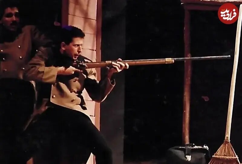 مهران مدیری اولین روزی که در تلویزیون ظاهر شد + عکس مهران مدیری اولین روزی که در تلویزیون ظاهر شد + عکس