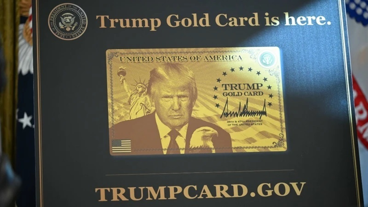 رونمایی ترامپ از ویزای مخصوص برای مهاجران ایرانی / طرح کارت طلایی آمریکا چیست؟