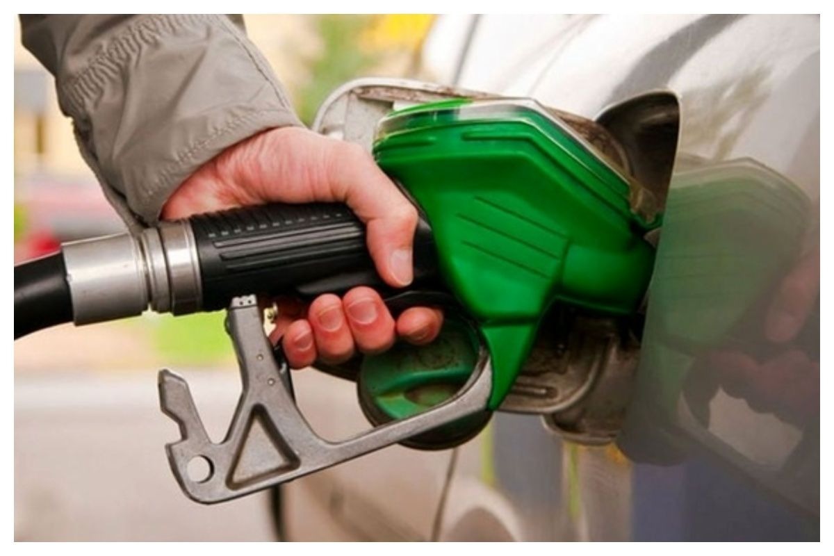 وضعیت پمپ بنزین‌ها پس از اعمال نرخ ۵ هزار تومانی + فیلم