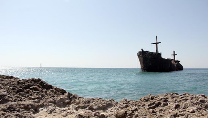 پرطرفدارترین سفرها از مشهد؛ از پایتخت تا نگین خلیج فارس پرطرفدارترین سفرها از مشهد؛ از پایتخت تا نگین خلیج فارس