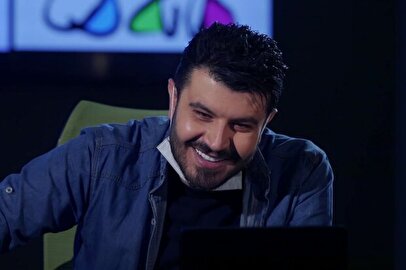 آبروریزی مجری صداوسیما هنگام اجرای برنامه/ مجری مشهور با سر زمین خورد + فیلم