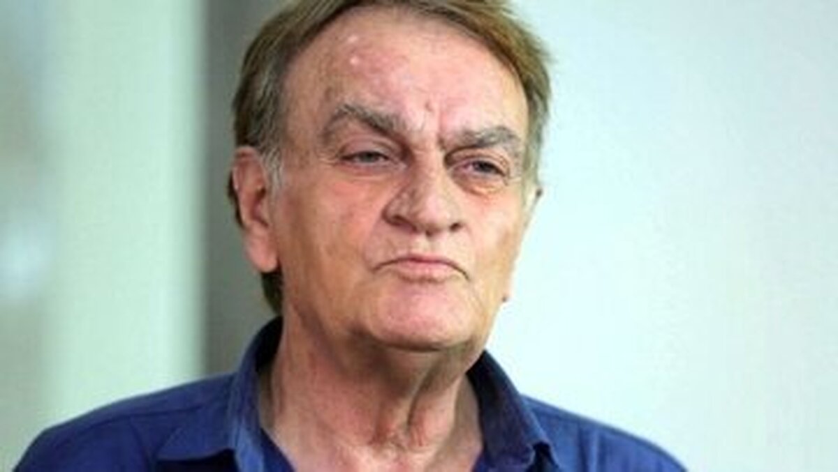 فتحعلی اویسی اسلحه به دست شد + عکس