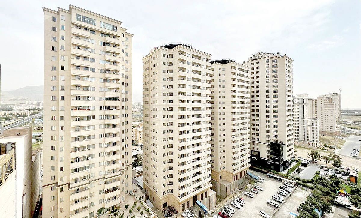 خروج سرمایه‌ها از بازار مسکن / بازار املاک قفل شد