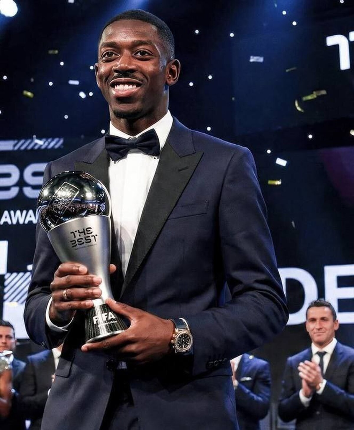 عثمان دمبله بهترین بازیکن سال ۲۰۲۵ از نگاه فیفا+ عکس