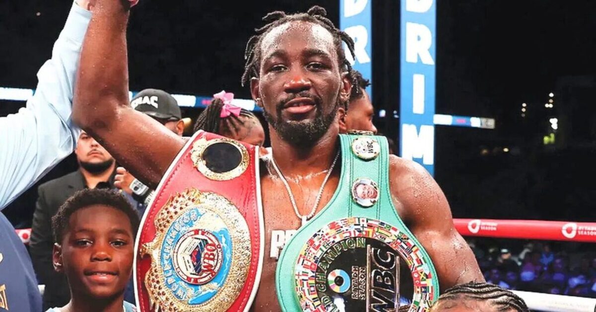 خداحافظی قهرمان دست‌نیافتنی بوکس /کرافورد در اوج رفت