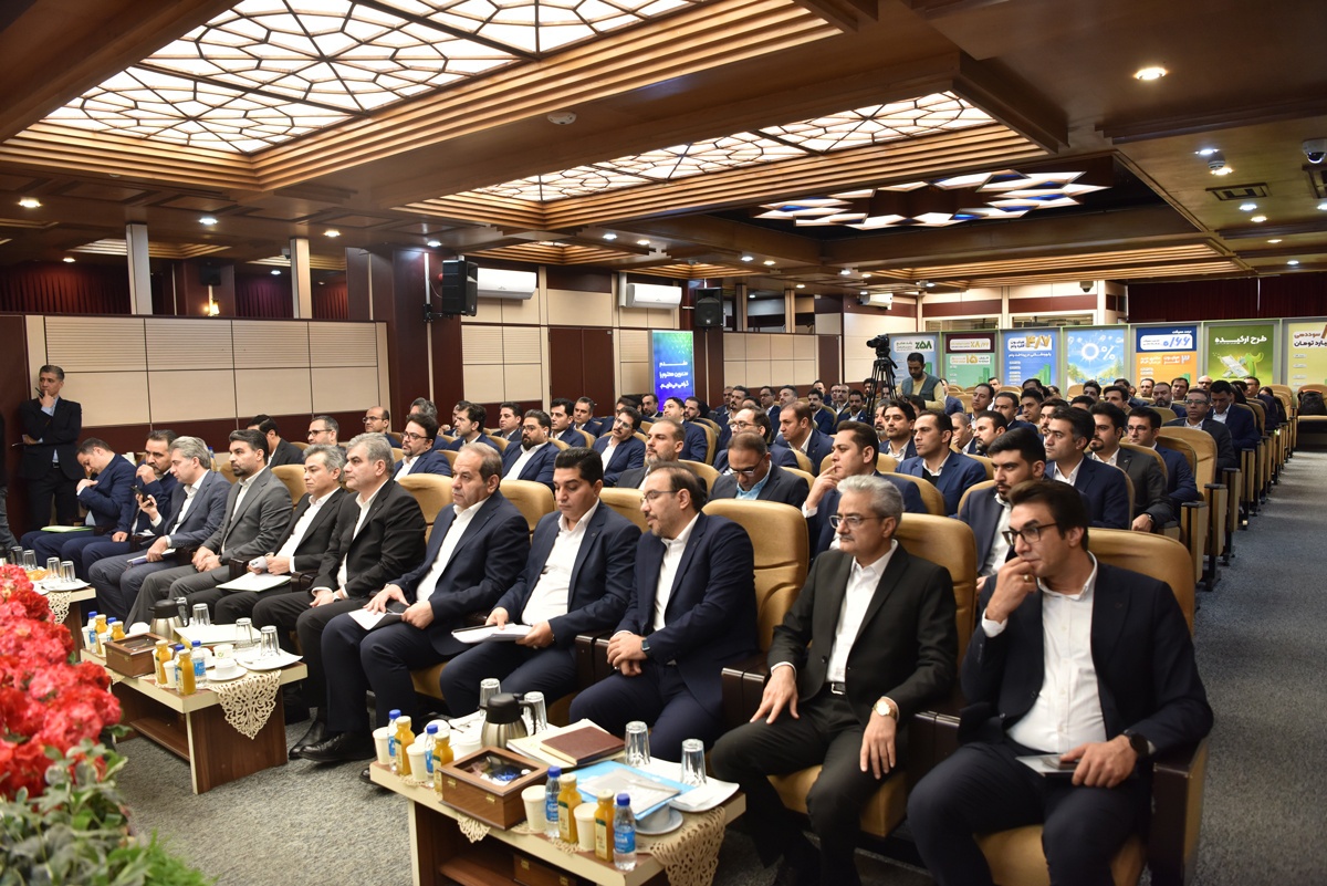 توسعه مدل کسب‌وکار بانک مهر ایران با محوریت اصناف و شرکت‌ها